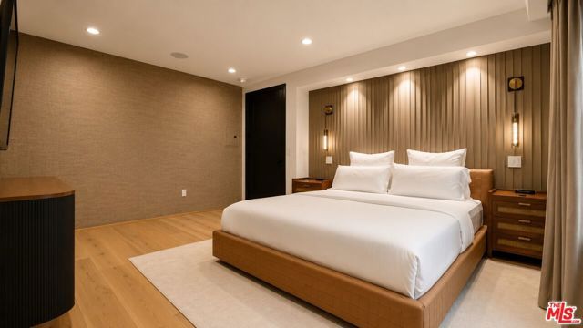 8721 Sunset Plaza Terrace, West Hollywood, CA 90069