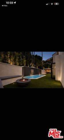 8721 Sunset Plaza Terrace, West Hollywood, CA 90069