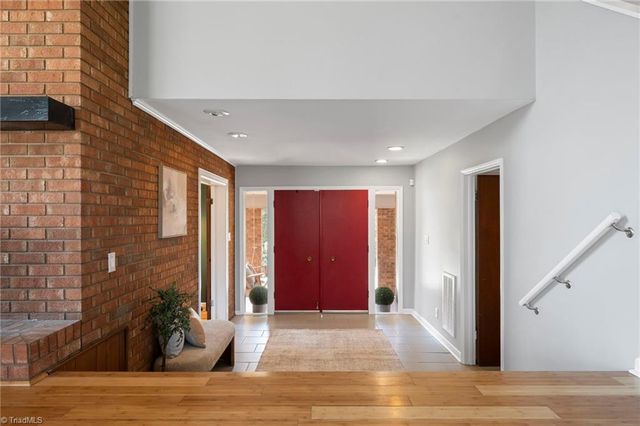 5313 Montevista Drive, Greensboro, NC 27407