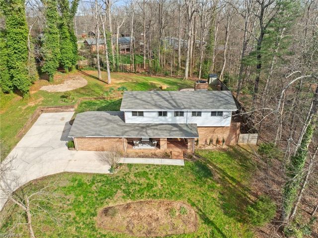 5313 Montevista Drive, Greensboro, NC 27407