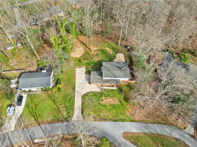 5313 Montevista Drive, Greensboro, NC 27407