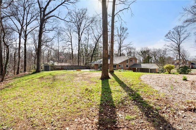 5313 Montevista Drive, Greensboro, NC 27407