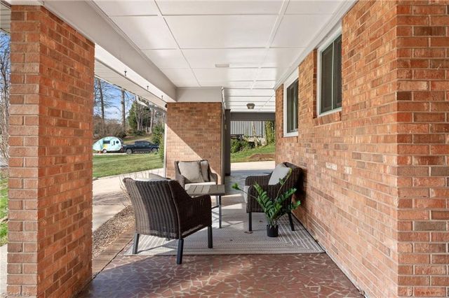 5313 Montevista Drive, Greensboro, NC 27407