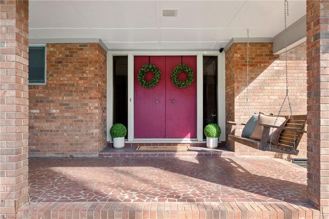 5313 Montevista Drive, Greensboro, NC 27407