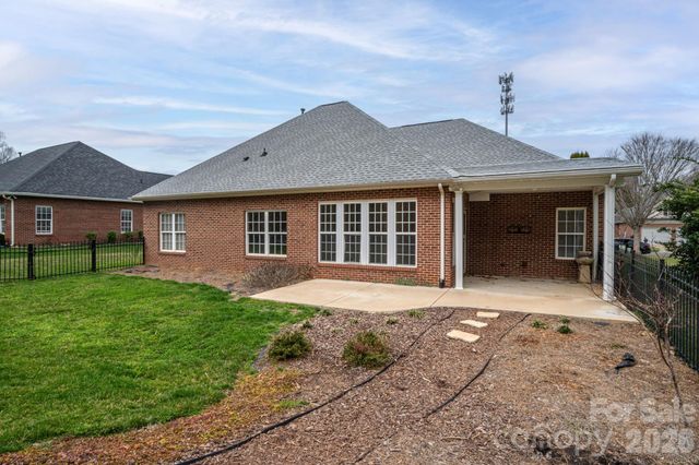 2179 Brookberry Lane, Gastonia, NC 28056