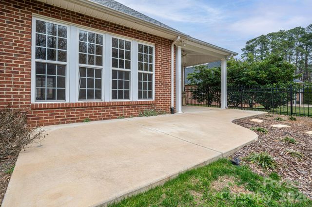 2179 Brookberry Lane, Gastonia, NC 28056