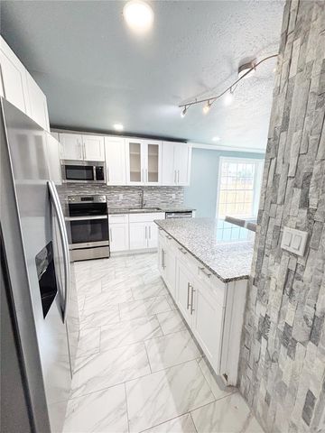 3427 16TH AVENUE S, St Petersburg, FL 33711