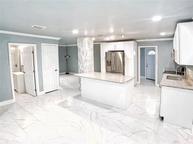 3427 16TH AVENUE S, St Petersburg, FL 33711