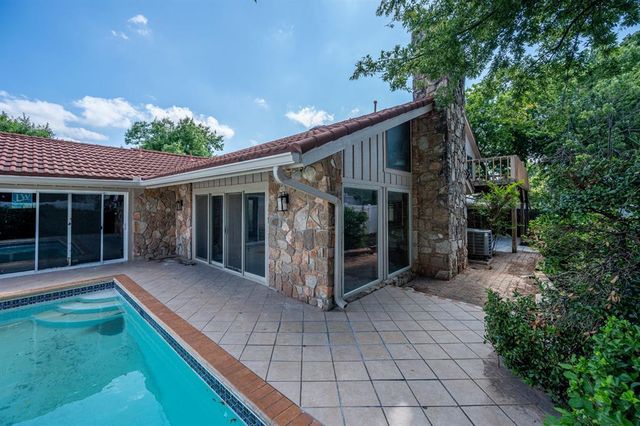 3021 Raintree Road, Oklahoma City, OK 73120