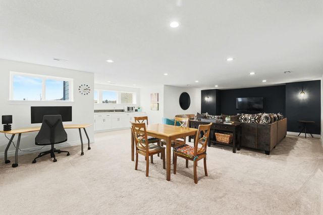 2403 N Bluestone St, Andover, KS 67002