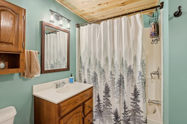 249 W Miller Road, Midland, MI 48640