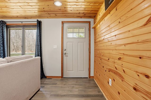249 W Miller Road, Midland, MI 48640