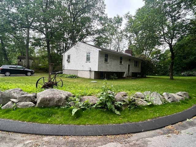 58 Summer Hill Rd, Maynard, MA 01754