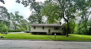 58 Summer Hill Rd, Maynard, MA 01754