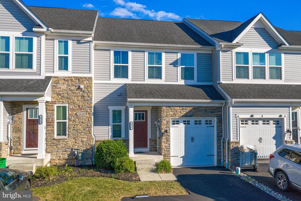 1517 EMILY CT, Hatfield, PA 19440