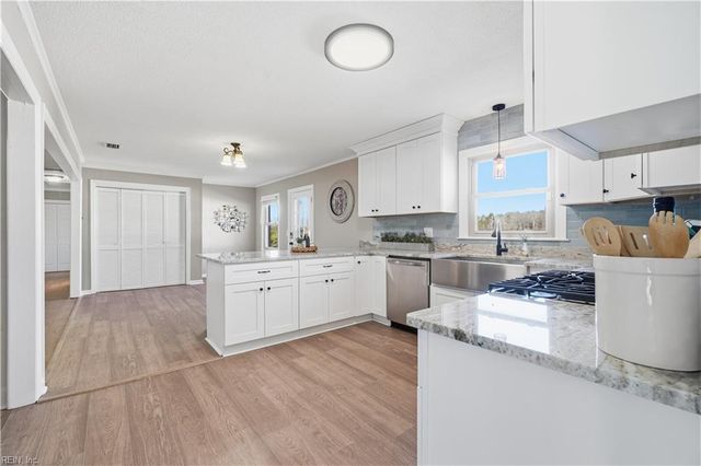 6836 Elwood RD, Suffolk, VA 23437