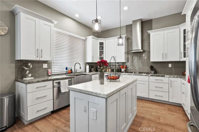 22701 Foxridge, Mission Viejo, CA 92692