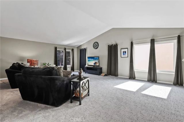 22701 Foxridge, Mission Viejo, CA 92692