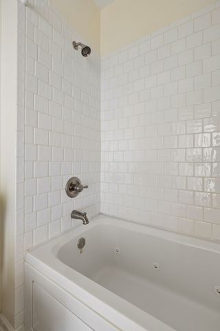 123 Shore Dr, White House, TN 37188