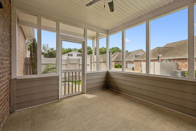123 Shore Dr, White House, TN 37188