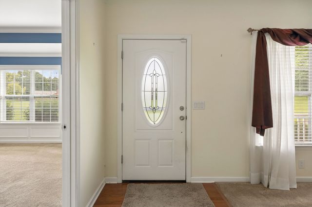 123 Shore Dr, White House, TN 37188