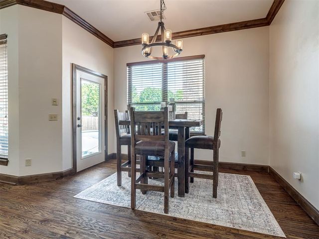 1317 Narrows Bridge Circle, Edmond, OK 73034