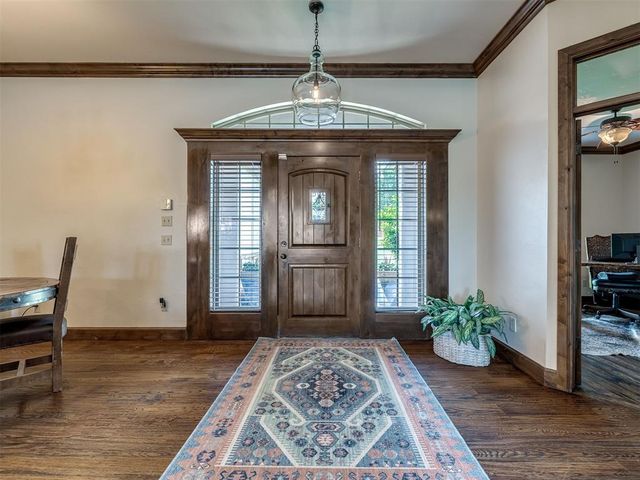 1317 Narrows Bridge Circle, Edmond, OK 73034