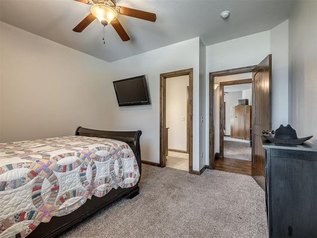 1317 Narrows Bridge Circle, Edmond, OK 73034