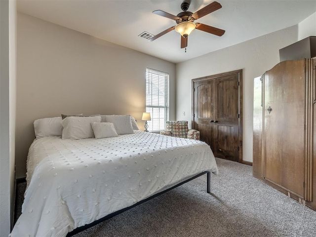 1317 Narrows Bridge Circle, Edmond, OK 73034