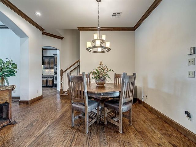1317 Narrows Bridge Circle, Edmond, OK 73034