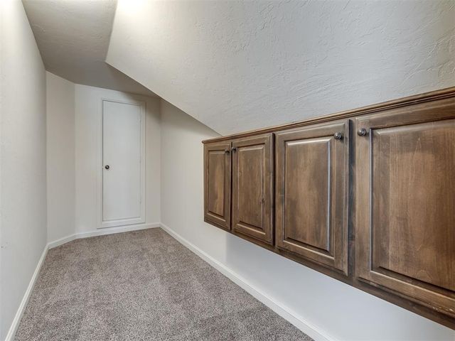 1317 Narrows Bridge Circle, Edmond, OK 73034