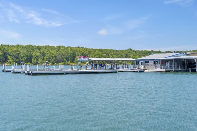 971 Point Seven Road, Kimberling City, MO 65686