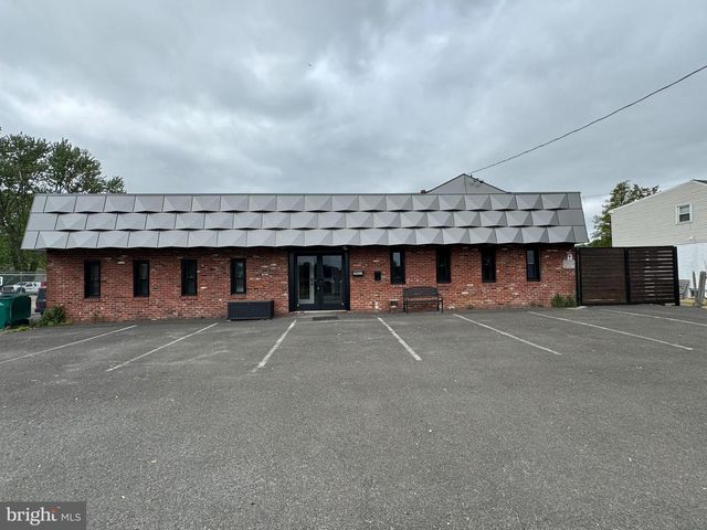 5921 BRISTOL EMILIE RD, Levittown, PA 19057