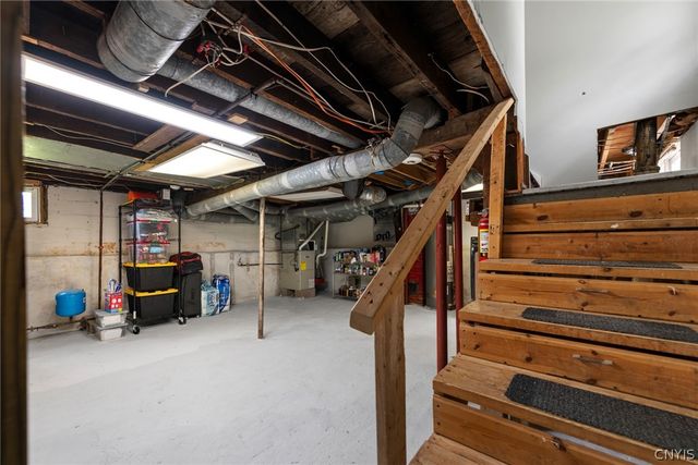 2826 County Route 57, Volney, NY 13069