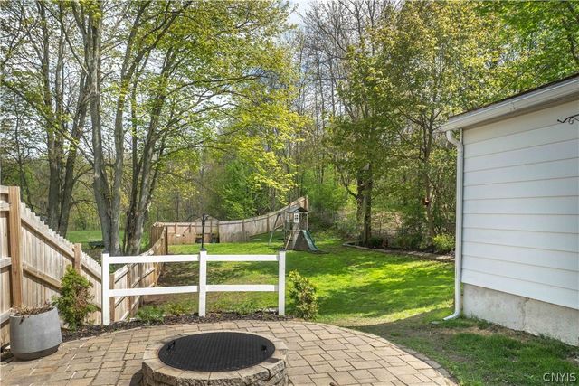 2826 County Route 57, Volney, NY 13069