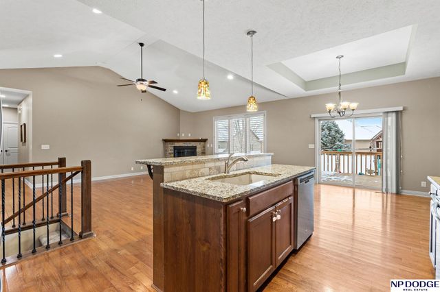 2841 Valley Stream Drive, Lincoln, NE 68516