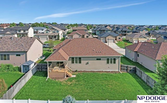 2841 Valley Stream Drive, Lincoln, NE 68516