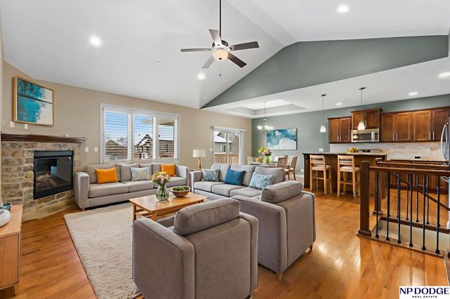 2841 Valley Stream Drive, Lincoln, NE 68516