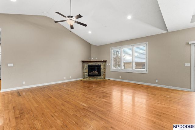 2841 Valley Stream Drive, Lincoln, NE 68516