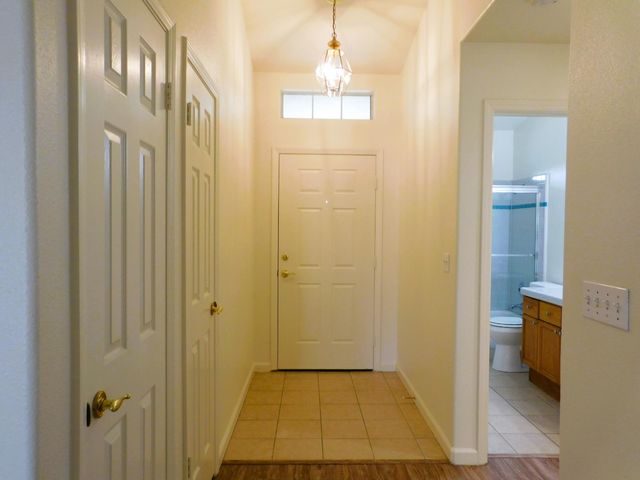 7466 N Hayston Avenue W, Fresno, CA 93720