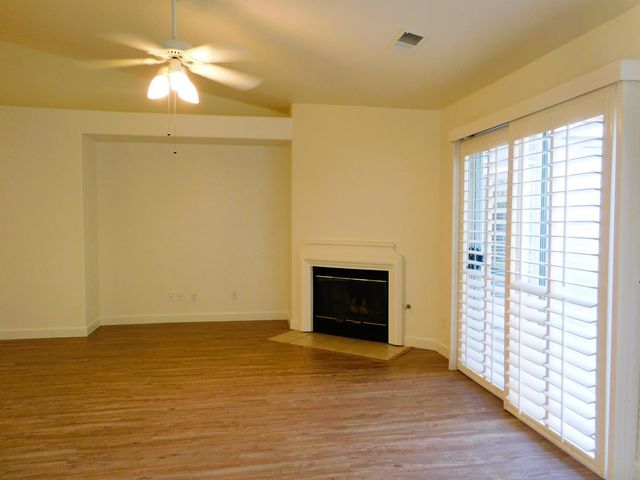 7466 N Hayston Avenue W, Fresno, CA 93720