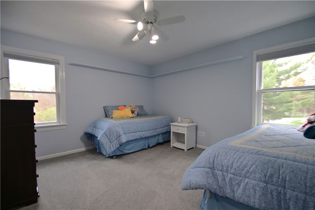 38 Farm Field Lane, Pittsford, NY 14534