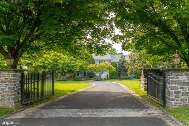 107 E MILL RD, Flourtown, PA 19031