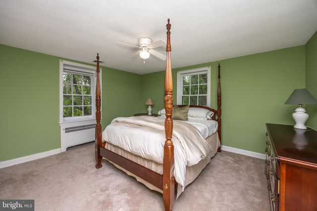 107 E MILL RD, Flourtown, PA 19031