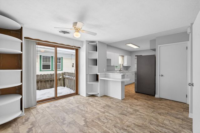 317 Snelling Avenue S, Saint Paul, MN 55105