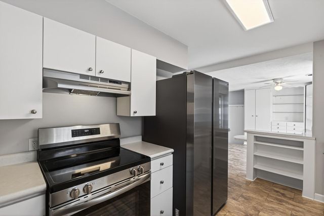 317 Snelling Avenue S, Saint Paul, MN 55105