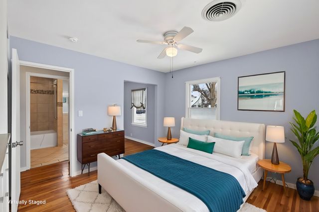 317 Snelling Avenue S, Saint Paul, MN 55105