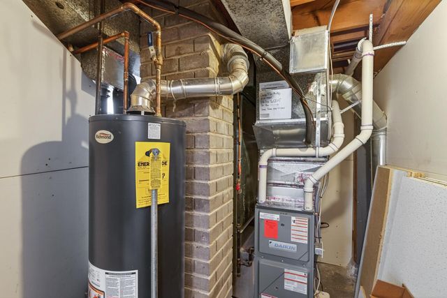 317 Snelling Avenue S, Saint Paul, MN 55105