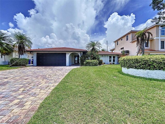 5040 GLENN DRIVE, New Port Richey, FL 34652