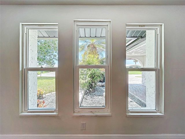 5040 GLENN DRIVE, New Port Richey, FL 34652